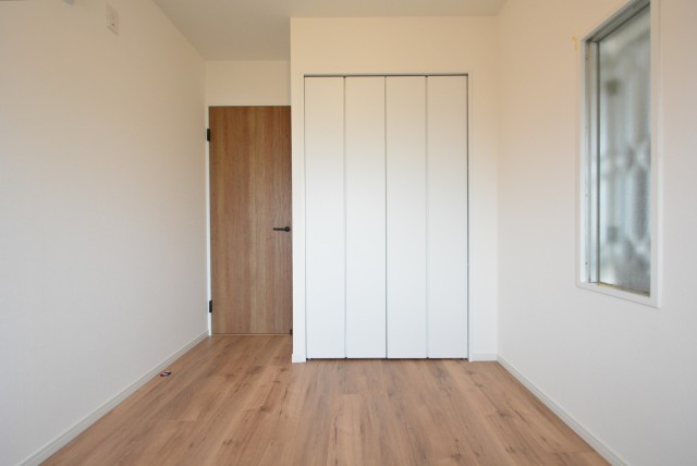 ファミール浜園 洋室1