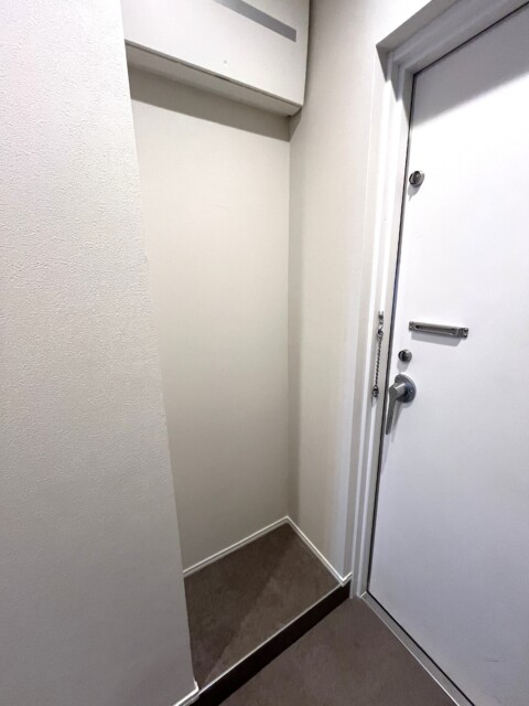 明大前フラワーマンション 玄関廊下