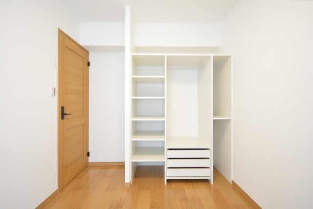 三田ナショナルコート 洋室3