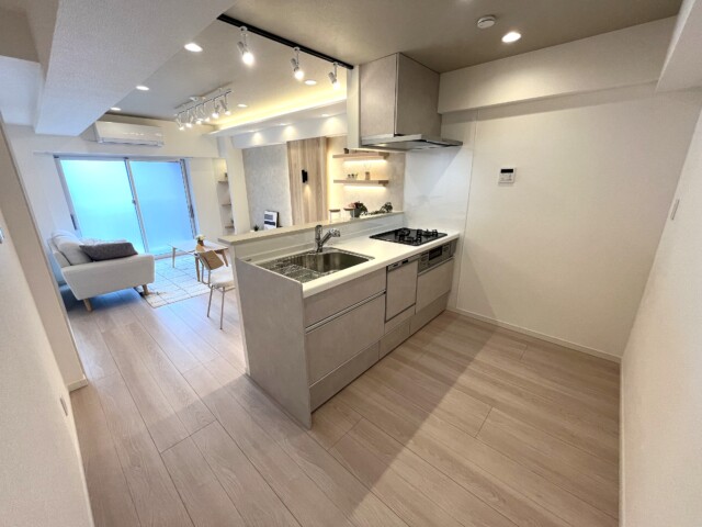 トーア明大前マンション LDK