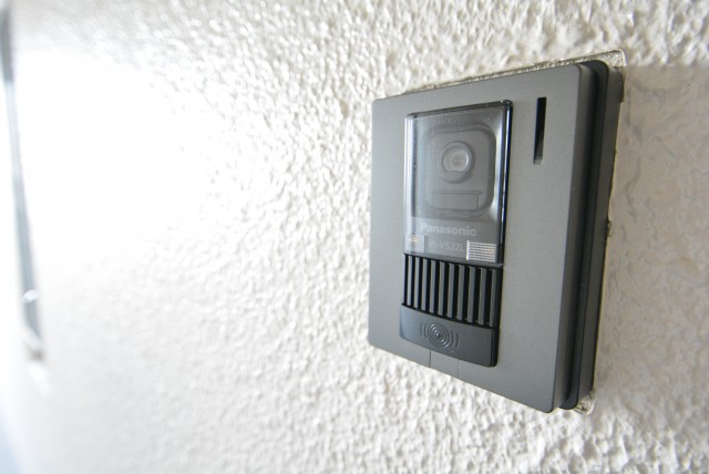 ファミール浜園 玄関