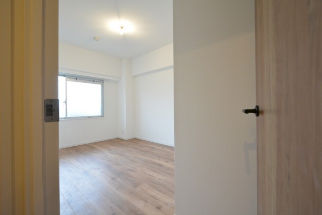 ファミール浜園 洋室2