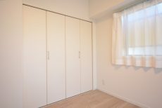 マイキャッスル中目黒Ⅱ 洋室