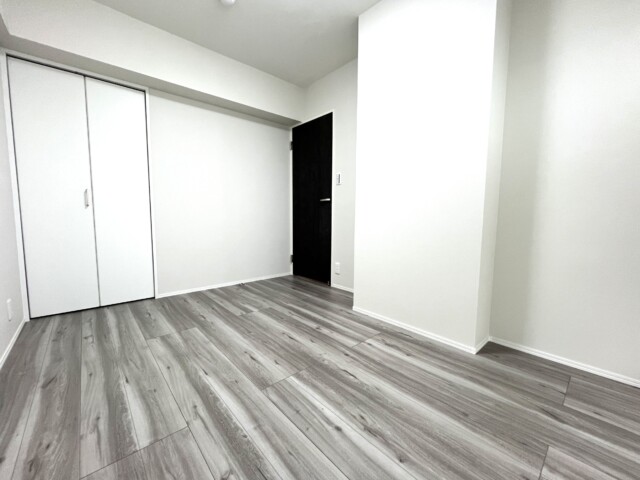 明大前フラワーマンション洋室