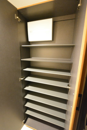 三田ナショナルコート 玄関