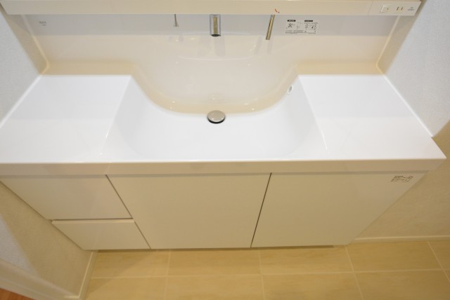 ファミール浜園 洗面室