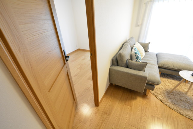 三田ナショナルコート 洋室3