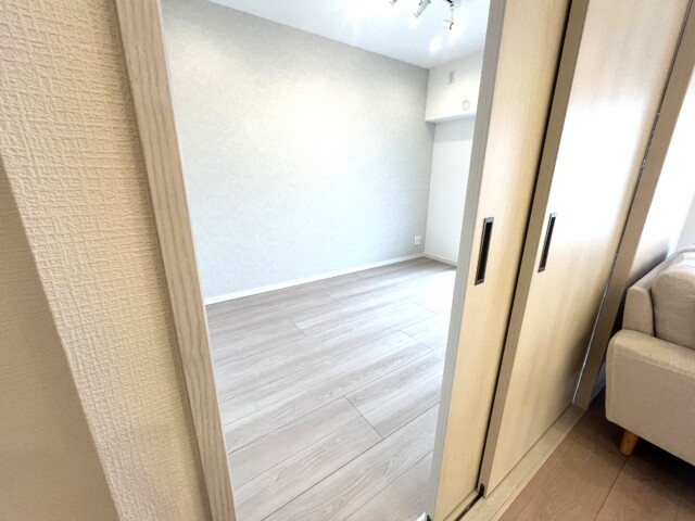 トーア明大前マンション洋室