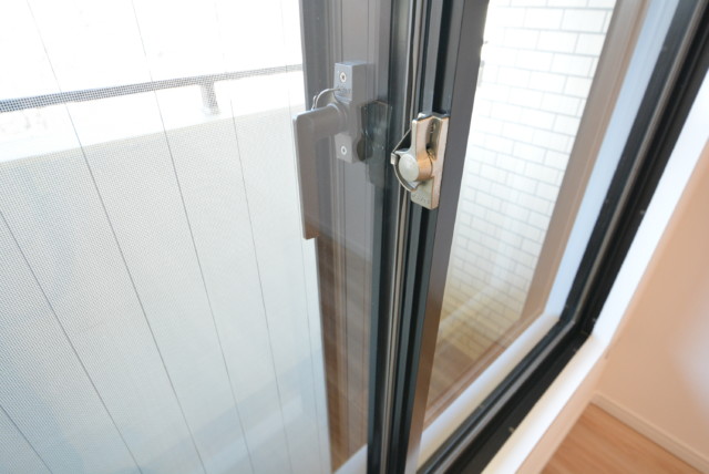 南烏山パーク・ホームズ 洋室2