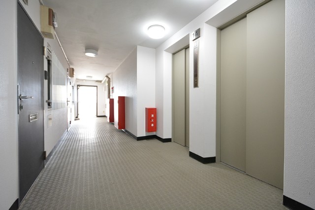 松見坂武蔵野マンション 玄関