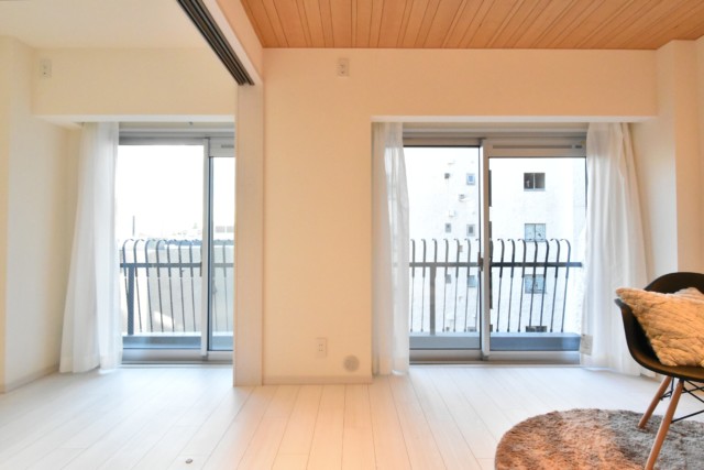 秀和第二南平台レジデンス バルコニー