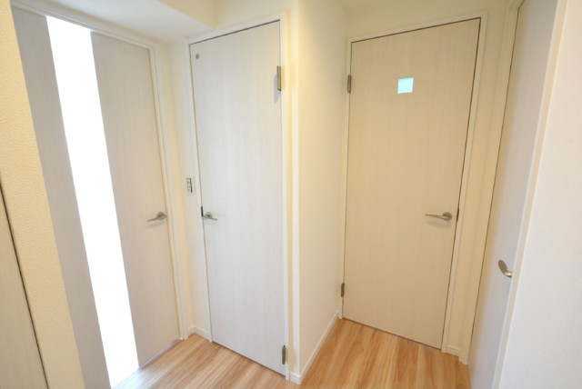 南烏山パーク・ホームズ 玄関