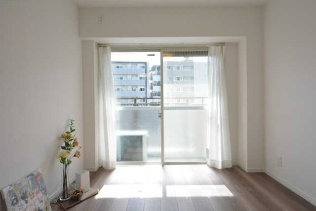 朝日プラザ東池袋 バルコニー