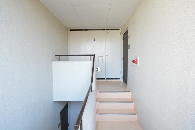 南烏山パーク・ホームズ 玄関