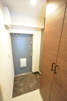 駒場ネオパレス 玄関 駒場ネオパレス 玄関