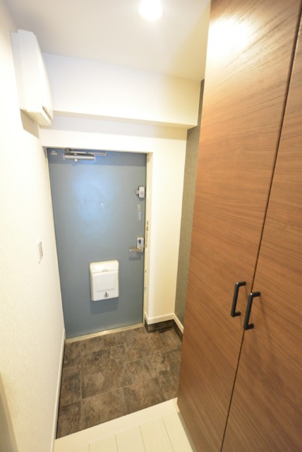 駒場ネオパレス 玄関