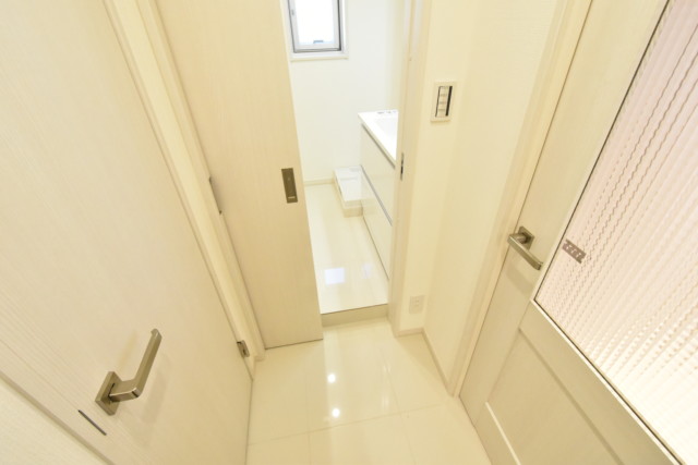 秀和第二南平台レジデンス 洗面室