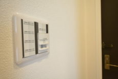 南烏山パーク・ホームズ 玄関