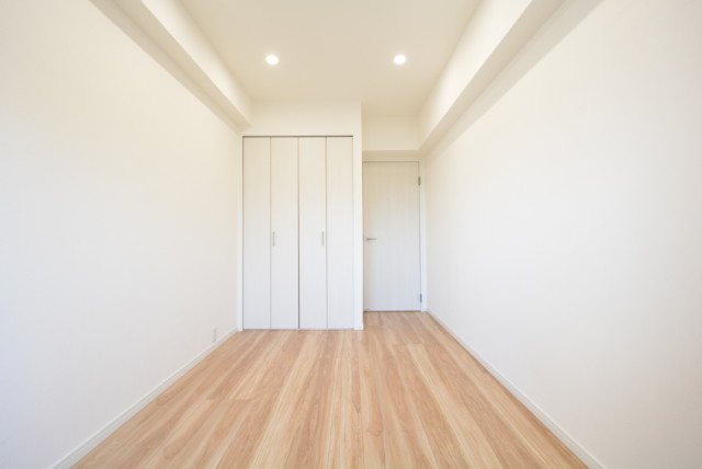 南烏山パーク・ホームズ 洋室2