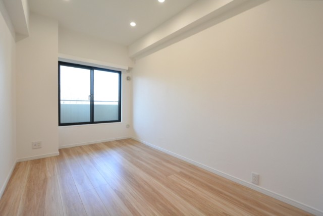 南烏山パーク・ホームズ 洋室2