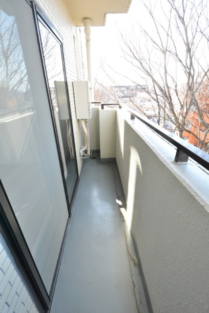 南烏山パーク・ホームズ 洋室1