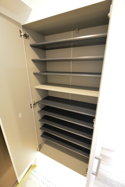 南烏山パーク・ホームズ 玄関