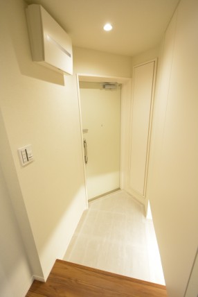 藤和護国寺コープ 玄関