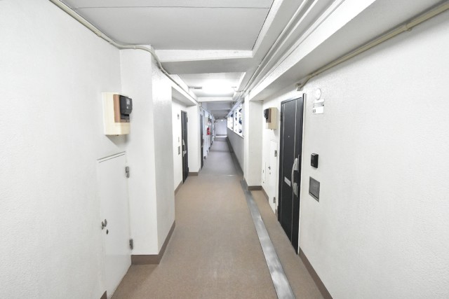 秀和築地レジデンス 玄関