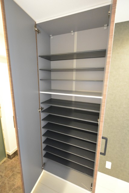 駒場ネオパレス 玄関