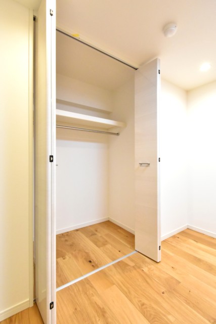 ブロードウェイ 洋室1