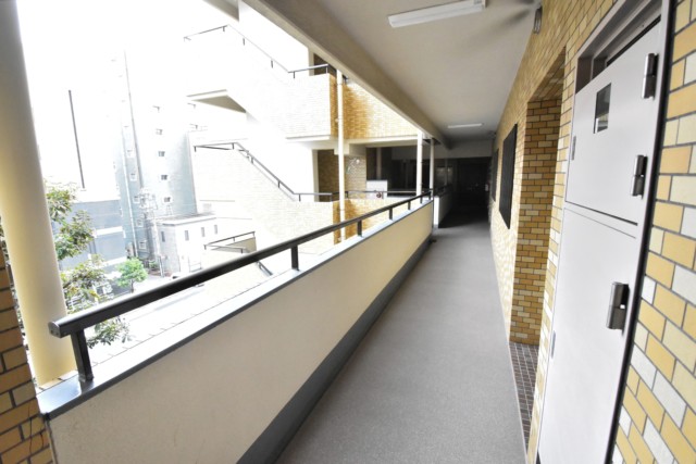 マンション小石川台 玄関