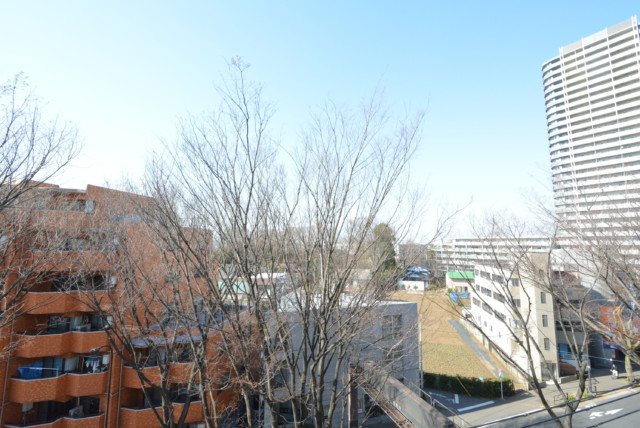 南烏山パーク・ホームズ 洋室2