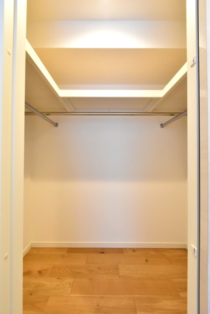 ブロードウェイ 洋室2