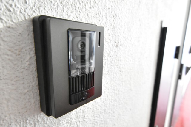 秀和第二南平台レジデンス 玄関