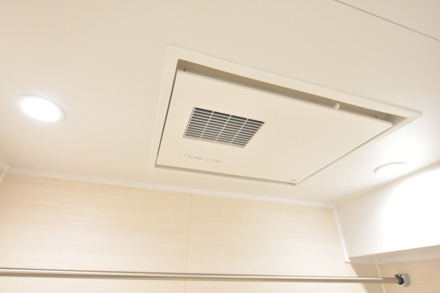 秀和第二南平台レジデンス 浴室