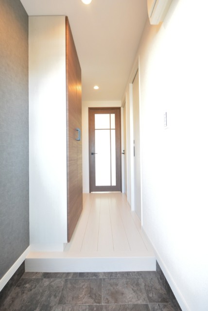 駒場ネオパレス 玄関 駒場ネオパレス 玄関