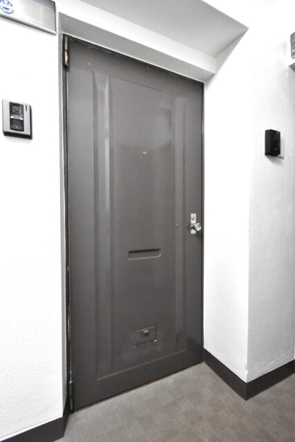 シャトレー五反田 玄関