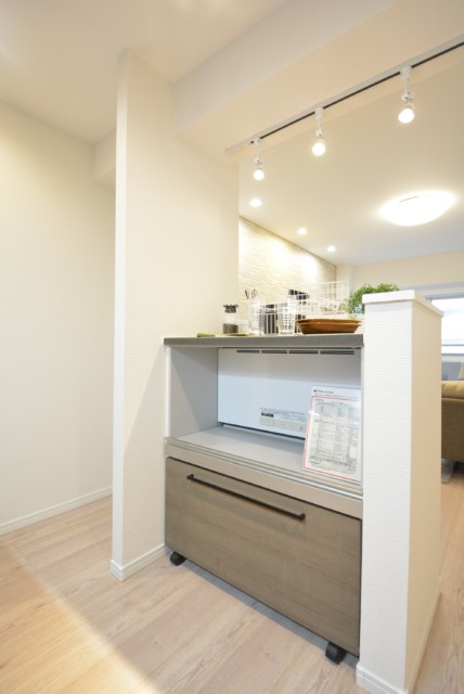 初台中央マンション キッチン