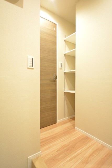 代々木スカイハイツ 玄関