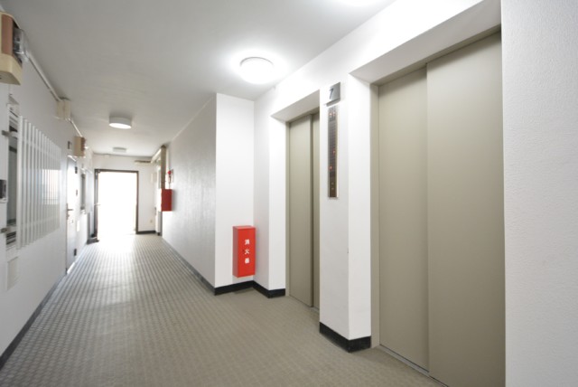 松見坂武蔵野マンション 玄関