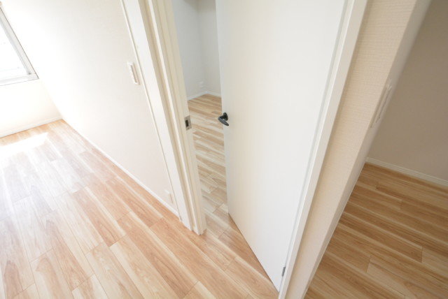 上馬ハイホーム 洋室1