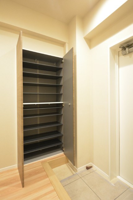 代々木スカイハイツ 玄関