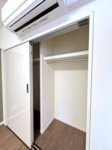 上町マンション 洋室1