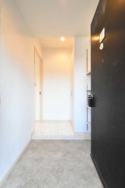 川口アパートメント 玄関