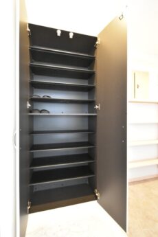 川口アパートメント 玄関