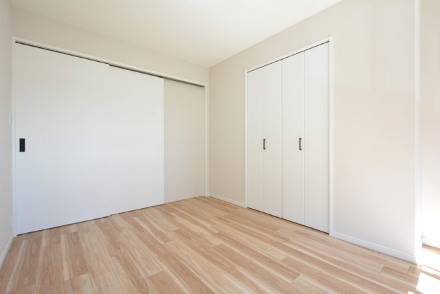 上馬ハイホーム 洋室2