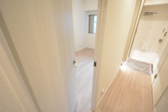 初台中央マンション 洋室1