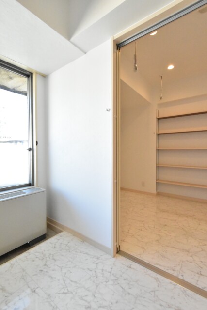 川口アパートメント LDK+洋室