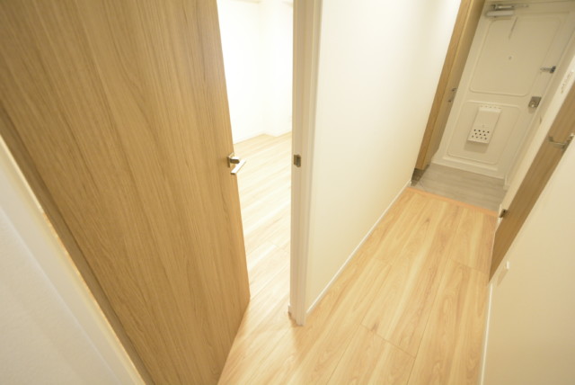 初台中央マンション 洋室1