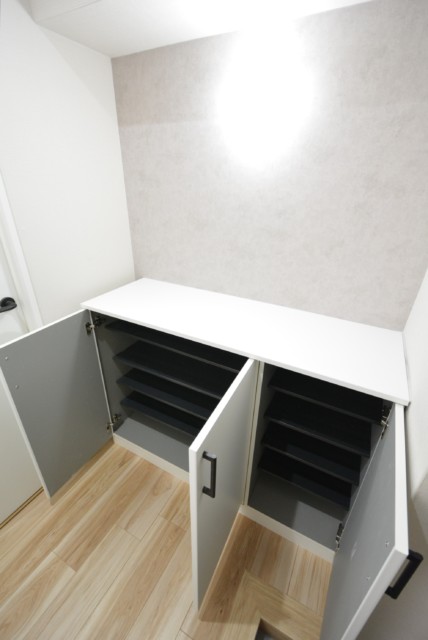 上馬ハイホーム 玄関